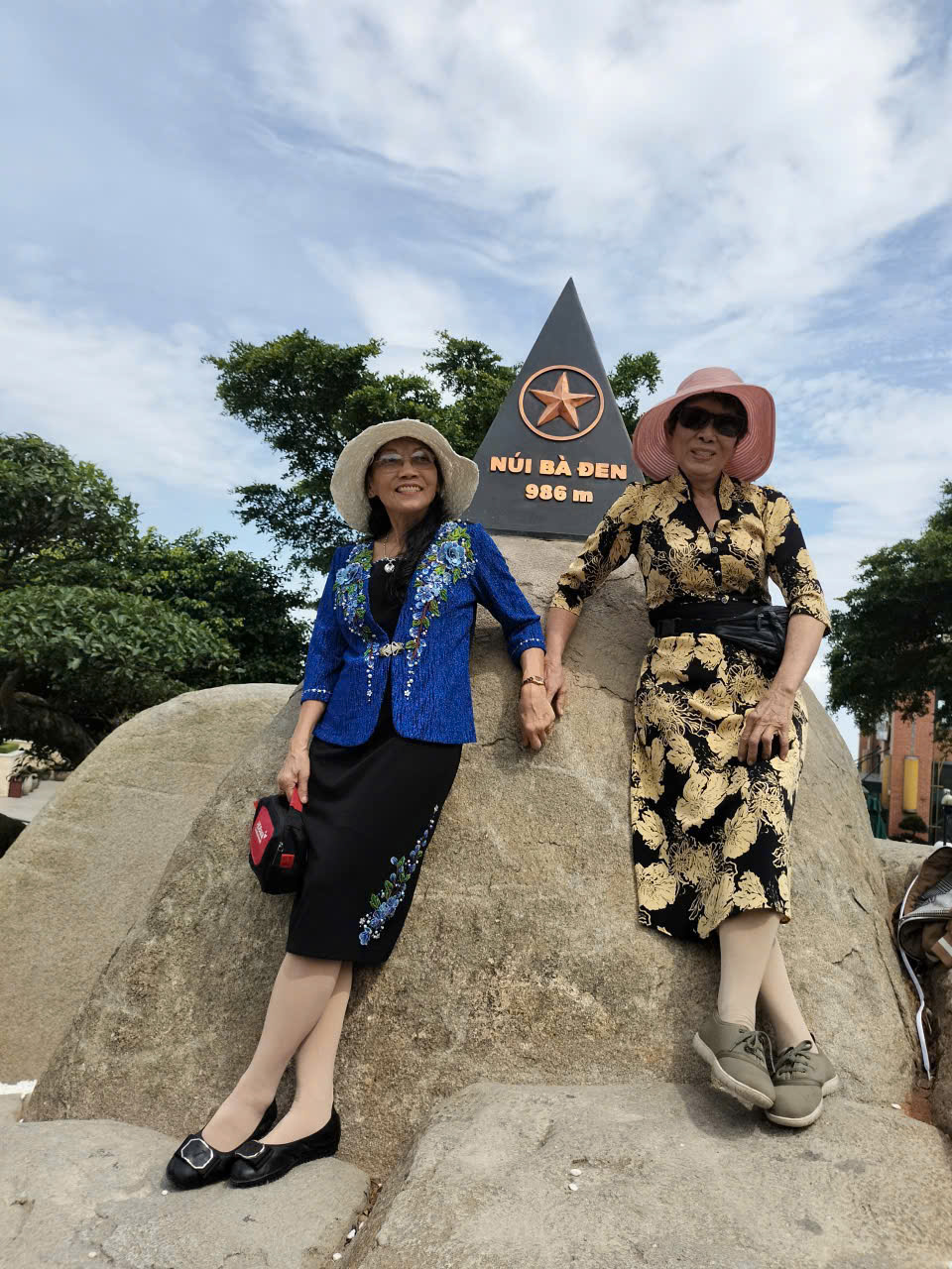 Ngày 28