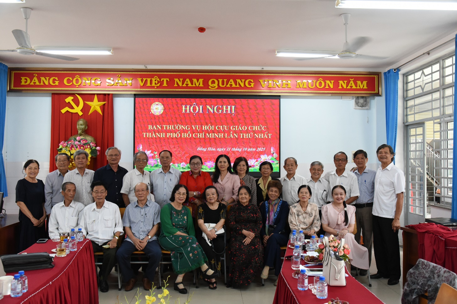 HỘI NGHỊ BAN THƯỜNG VỤ HỘI CỰU GIÁO CHỨC TẠI DĨ AN