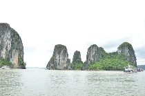 Nghe sóng đời nôn nao - Chân Nguyên