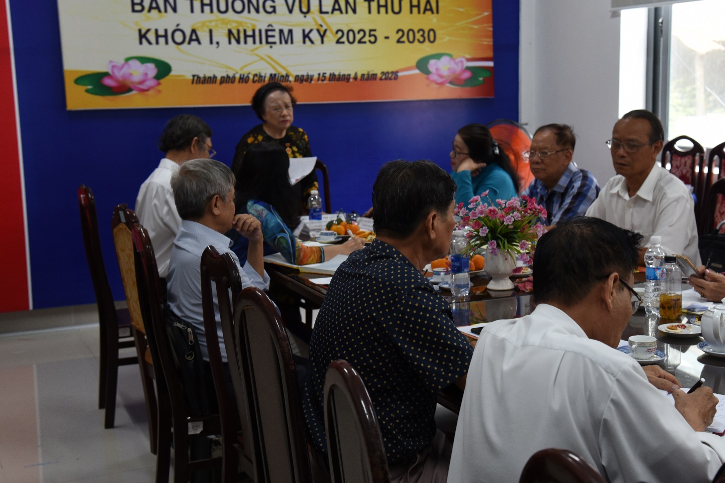 HỘI NGHỊ BAN THƯỜNG VỤ LẦN II