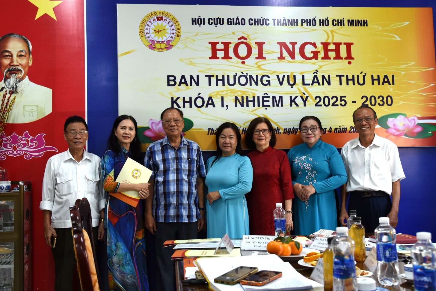 HỘI NGHỊ BAN THƯỜNG VỤ LẦN II