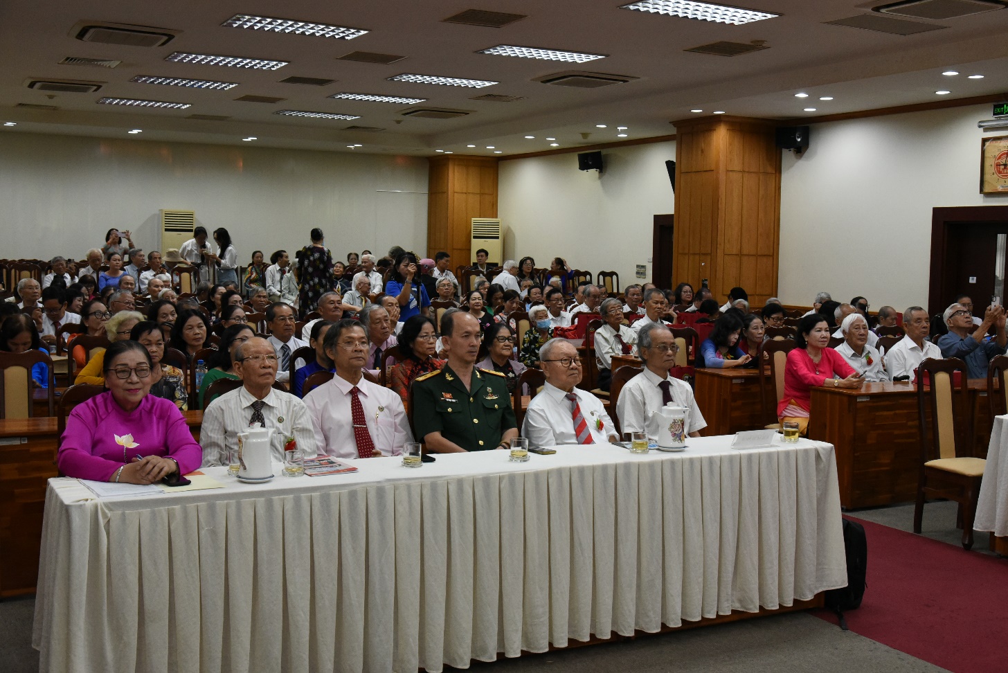 HỌP MẶT NHÀ GIÁO 20