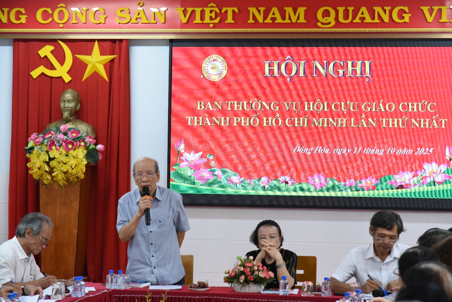 HỘI NGHỊ BAN THƯỜNG VỤ HỘI CỰU GIÁO CHỨC TẠI DĨ AN