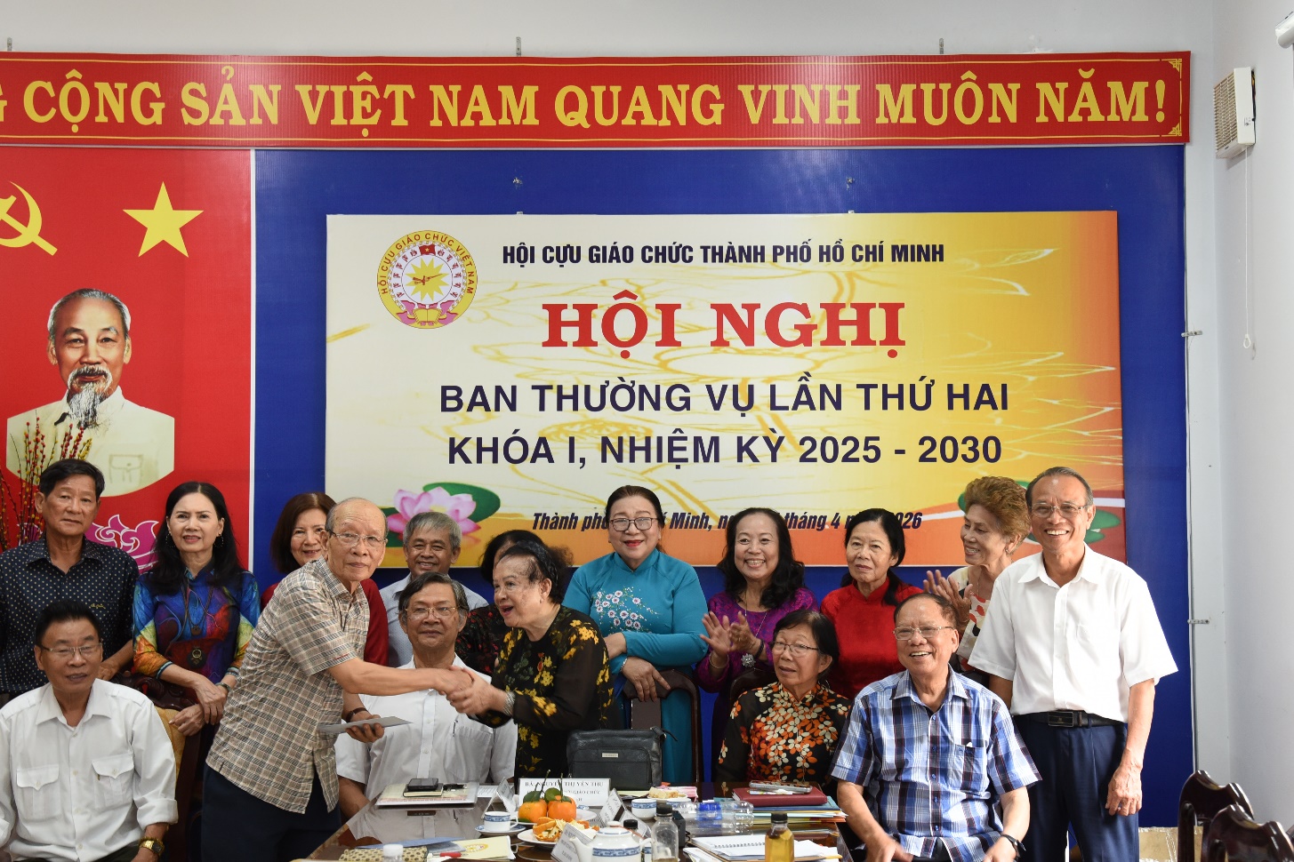 HỘI NGHỊ BAN THƯỜNG VỤ LẦN II