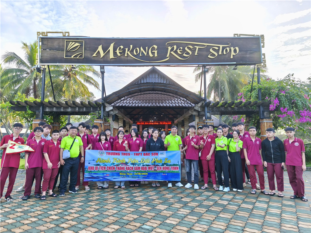 Hoạt Động Trải Nghiệm Ngoại Khóa - Hành Trình Về Nguồn 2025