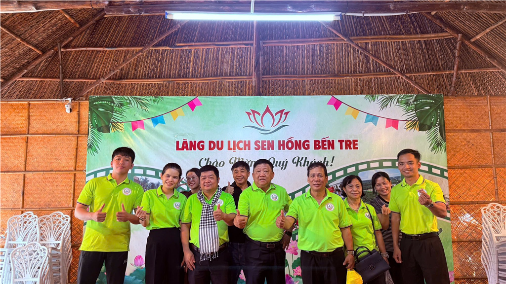 Hoạt Động Trải Nghiệm Ngoại Khóa - Hành Trình Về Nguồn 2025