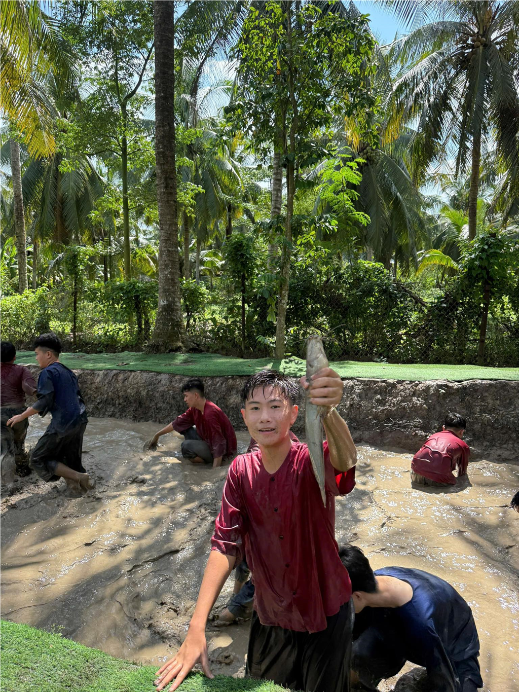 Hoạt Động Trải Nghiệm Ngoại Khóa - Hành Trình Về Nguồn 2025